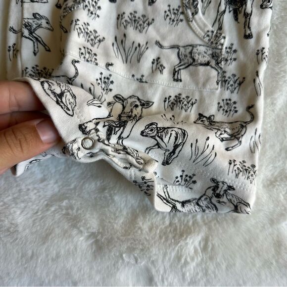 Kate Quinn Short Sleeve Hooded Kanga Shortie 0-3 Months Black Cow Pasture - Picture 5 of 6